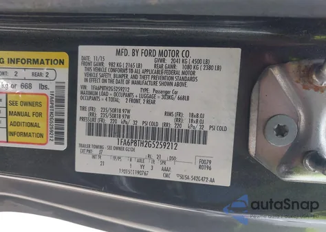 2016 Ford Mustang Ecoboost z USA, uszkodzony, nr VIN 1FA6P8TH2G5259212